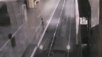 В Китае вокзальные видеокамеры засняли поезд-призрак – ВИДЕО
