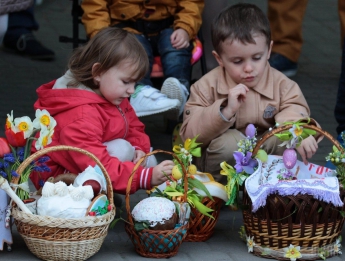 Плюс два выходных: стало известно, на каких условиях будут отдыхать украинцы в апреле
