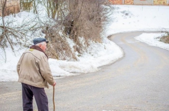 Украинцев могут обязать платить алименты на содержание пожилых родителей