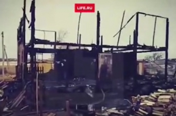 В России в крупном пожаре погибло много людей: первые подробности и видео с места ЧП