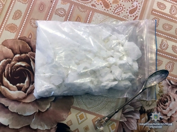 У сестры наркобарона запорожские полицейские изъяли полкило кокаина