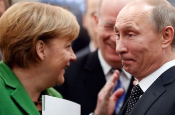 Меркель рассказала, чьи интересы защищала в беседе с Путиным