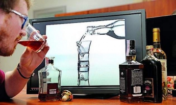 Порошенко подписал закон, ограничивающий продажу алкоголя