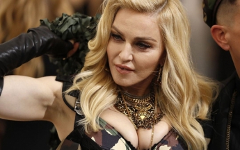 Любовные письма и другие личные вещи Мадонны собираются выставить на аукцион