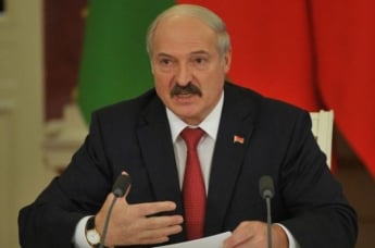 Лукашенко призвал Путина уйти из Сирии