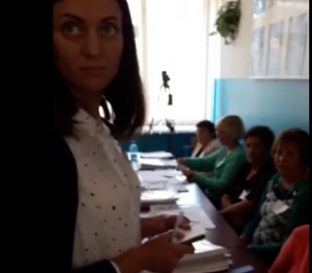 Наблюдателя от Оппоблока удалили с участка за сбор данных о непроголосовавших избирателях (видео)
