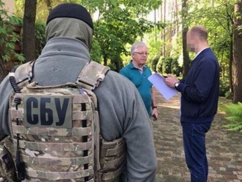 Коммунистический Джеймс Бонд: СБУ была удивлена при обыске у Симоненко