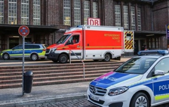 В Германии мужчина напал с ножом на пассажира поезда