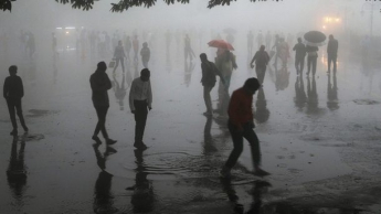 В Индии мощный ураган унес жизни 30 человек