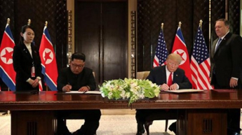 Трамп и Ким Чен Ын подписали "очень важный" документ