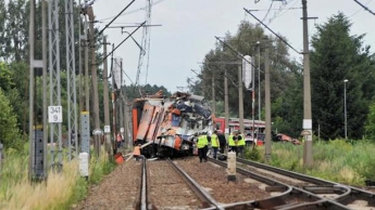В Польше грузовик столкнулся с поездом