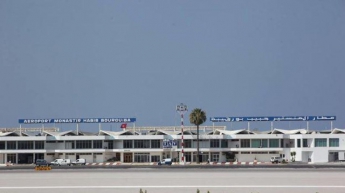 В аэропорту Туниса застряли около 300 украинских туристов