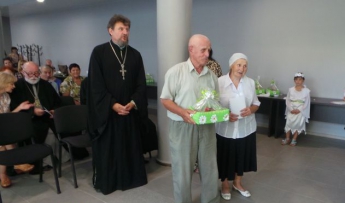 В Мелитополе чествовали семьи, которые  прожили в браке 45,55 и 75 лет (фото)
