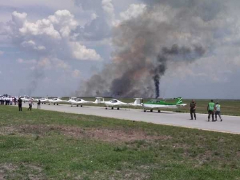 В Румынии во время показательного полета разбился истребитель МиГ-21 (фото, видео)
