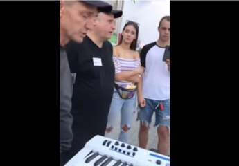 В Запорожье охранники «Амстора» с полицией прогоняли уличного музыканта (видео)
