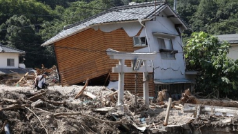 Число погибших из-за ливней в Японии выросло до 216 человек