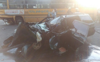 В Запорожье требуется помощь пострадавшим в ДТП с заводским автобусом (фото)