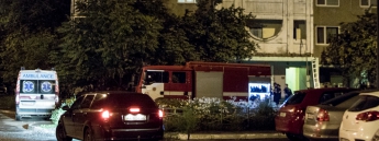 В Киеве на Троещине сгорела квартира: пострадали три человека