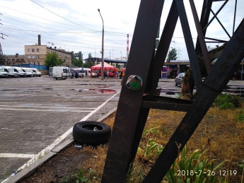 В Запорожье заминировали автовокзал (фото)