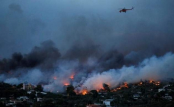 Число жертв пожаров в Греции продолжает расти