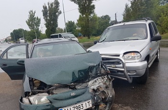 В Бердянске один и тот же автомобиль дважды попал в ДТП (фото)
