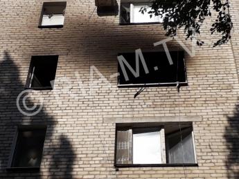 В сети появилось видео масштабного пожара в мелитопольской многоэтажке