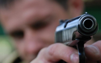 В Херсонской области полицейский стрелял в егеря в заповеднике (видео)