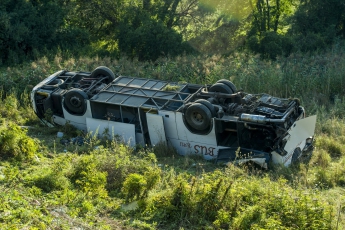 В Венгрии разбился микроавтобус с украинцами, пострадали 13 человек