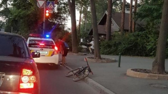 В Харькове копы сбили велосипедиста и уехали с места аварии