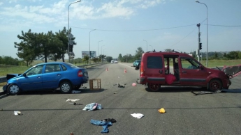 Серьезное ДТП в Хортицком районе Запорожья: 5 человек получили травмы – фото