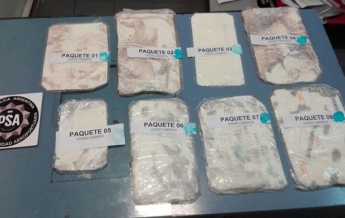 В Аргентине сожгли 400 кг кокаина, найденного в российском посольстве