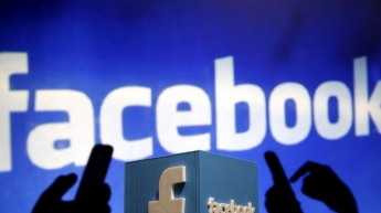 Cбой Facebook: посты хаотично удаляются