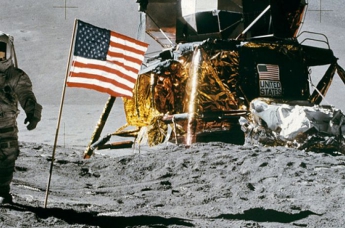 NASA возобновляет отправку людей на Луну