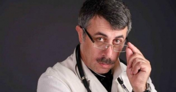 Доктор Комаровский: как отличить ангину от ОРВИ при красном горле