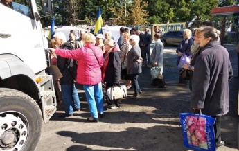 Под Киевом неизвестные блокируют мусорный полигон