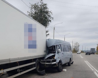 В полиции рассказали о жутком ДТП с маршруткой в Запорожье