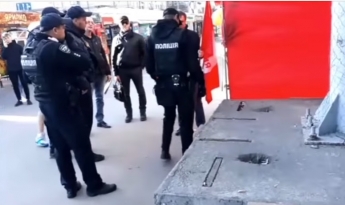 В центре Запорожья мужчина с ножом напал на активиста партии Шария