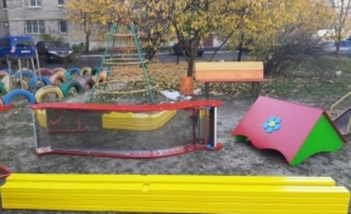 Детвору в Мелитополе порадовали новым игролендом (фото)
