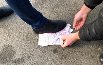 В Киеве на взятке задержали оперуполномоченного (фото)