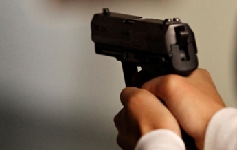 В Мелитополе подросток устроил стрельбу в людном месте