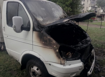В Запорожской области сам по себе загорелся автомобиль (фото)