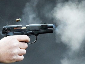 В Киеве охранник открыл стрельбу на стоянке: его объяснение шокировало, видео