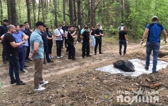 Мужчину и женщину обнаружили закопанными в лесу в Славутиче