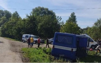 Во Львовской области автобус слетел в кювет: пострадали семь пассажиров