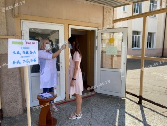 В Мелитополе показали, как по-новому будут учиться в школе в условиях эпидемии коронавируса (фото, видео)