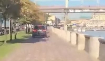 В Киеве автохам объехал пробку по набережной Днепра и "прославился": видео