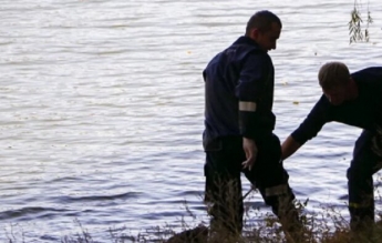 Трагедия на воде произошла в Киеве: из реки достали тело мужчины, первые подробности