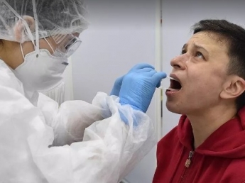 Шмыгаль объявил массовое тестирование на коронавирус: названы города