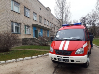 В Запорожской области спасатели оказали помощь ковидному госпиталю (фото)