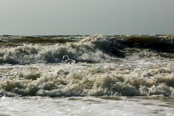 В Азовском море начинается сильный шторм - объявлено штормовое предупреждение